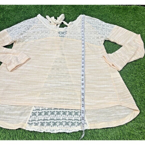 Anthropologie hazel Light Weight Long Sleeve Semi-Sheer Cream Sweater w/ Lace M - Picture 3 of 7